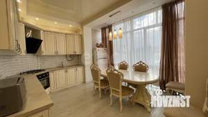 3-к квартира, на длительный срок, 113м2, 3/4 этаж