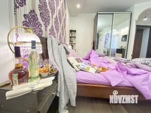 Студия квартира, посуточно, 35м2, 2/4 этаж