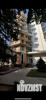 1-к квартира, посуточно, 62м2, 5/8 этаж