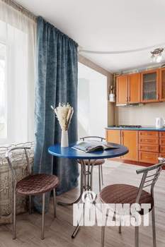 1-к квартира, посуточно, 40м2, 2/5 этаж