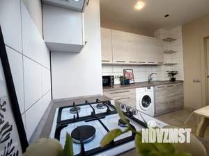 1-к квартира, посуточно, 44м2, 3/9 этаж