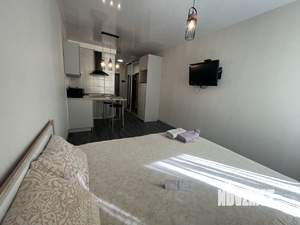Студия квартира, посуточно, 28м2, 2/10 этаж