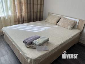 Студия квартира, посуточно, 28м2, 2/10 этаж