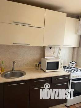 1-к квартира, посуточно, 33м2, 3/5 этаж