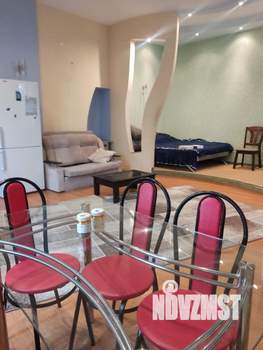 Студия квартира, посуточно, 47м2, 2/3 этаж