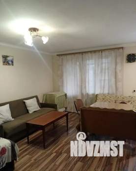 1-к квартира, посуточно, 38м2, 3/5 этаж