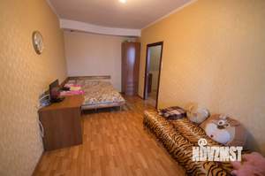 1-к квартира, посуточно, 37м2, 4/4 этаж