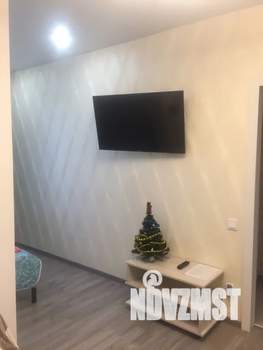 1-к квартира, посуточно, 40м2, 9/10 этаж