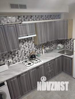 1-к квартира, посуточно, 32м2, 2/10 этаж