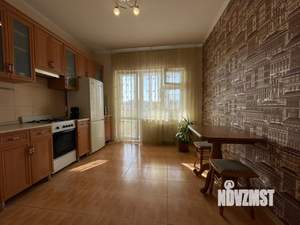 1-к квартира, посуточно, 50м2, 3/9 этаж