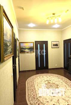 2-к квартира, на длительный срок, 118м2, 2/10 этаж