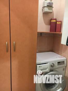 2-к квартира, посуточно, 37м2, 1/2 этаж