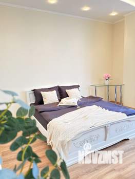 1-к квартира, посуточно, 54м2, 7/9 этаж