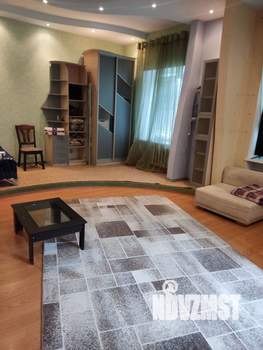 Студия квартира, посуточно, 47м2, 2/3 этаж