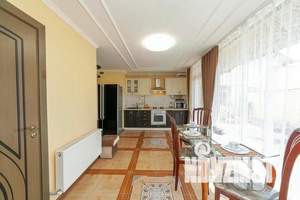 2-к квартира, посуточно, 80м2, 1/1 этаж