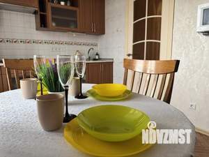 2-к квартира, посуточно, 70м2, 1/1 этаж