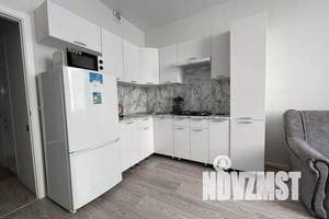 1-к квартира, посуточно, 40м2, 2/10 этаж