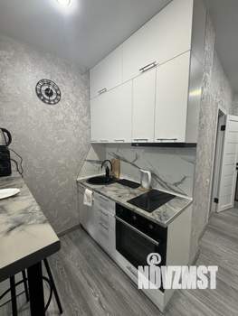 Студия квартира, посуточно, 25м2, 8/9 этаж