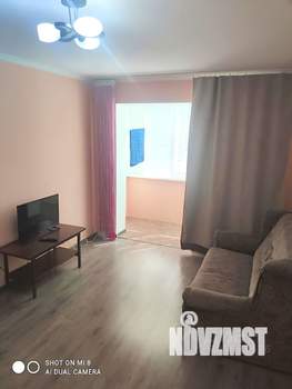 1-к квартира, посуточно, 38м2, 3/10 этаж