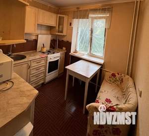 2-к квартира, посуточно, 40м2, 4/5 этаж