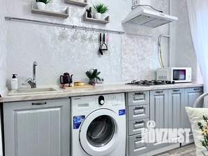 1-к квартира, посуточно, 32м2, 4/5 этаж