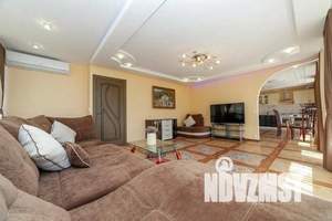 2-к квартира, посуточно, 80м2, 1/1 этаж