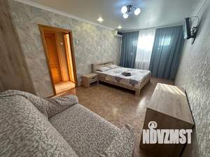 1-к квартира, посуточно, 35м2, 4/5 этаж