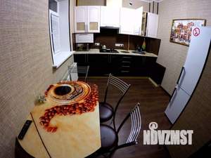 2-к квартира, посуточно, 58м2, 1/1 этаж