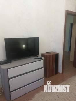 1-к квартира, посуточно, 44м2, 4/10 этаж