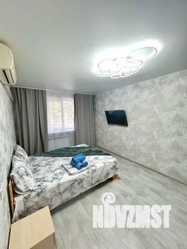 1-к квартира, посуточно, 35м2, 2/5 этаж