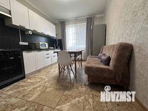1-к квартира, посуточно, 60м2, 1/1 этаж