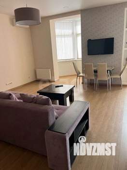 1-к квартира, на длительный срок, 72м2, 8/10 этаж