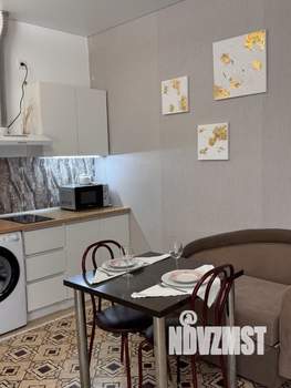 Студия квартира, посуточно, 36м2, 1/1 этаж