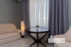 1-к квартира, посуточно, 50м2, 7/10 этаж