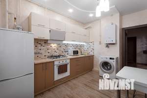 1-к квартира, посуточно, 40м2, 2/10 этаж