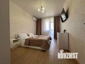 1-к квартира, посуточно, 63м2, 1/1 этаж