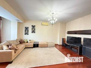 3-к квартира, на длительный срок, 122м2, 2/4 этаж