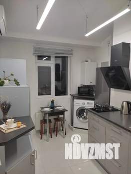 1-к квартира, посуточно, 40м2, 10/10 этаж