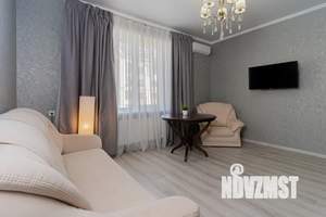 1-к квартира, посуточно, 50м2, 7/10 этаж