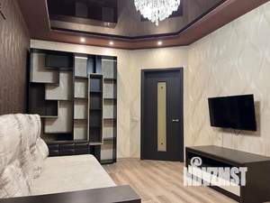1-к квартира, посуточно, 48м2, 6/10 этаж