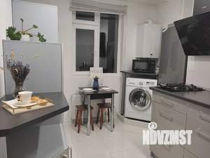 1-к квартира, посуточно, 39м2, 10/10 этаж