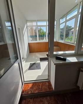 3-к квартира, на длительный срок, 90м2, 1/4 этаж