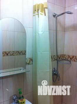 2-к квартира, посуточно, 42м2, 1/2 этаж