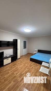 1-к квартира, посуточно, 38м2, 2/9 этаж