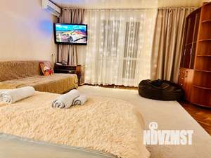 1-к квартира, посуточно, 41м2, 2/9 этаж