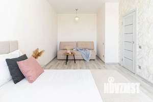 1-к квартира, посуточно, 40м2, 4/9 этаж