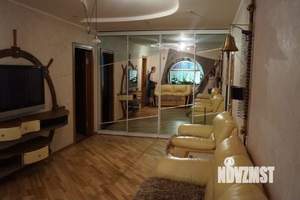 4-к квартира, на длительный срок, 110м2, 1/10 этаж