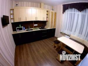 1-к квартира, посуточно, 46м2, 1/1 этаж