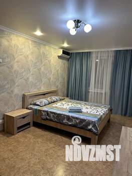 1-к квартира, посуточно, 35м2, 4/5 этаж