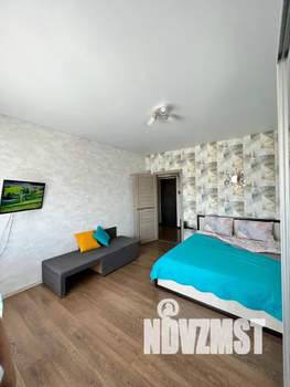 1-к квартира, посуточно, 35м2, 9/9 этаж